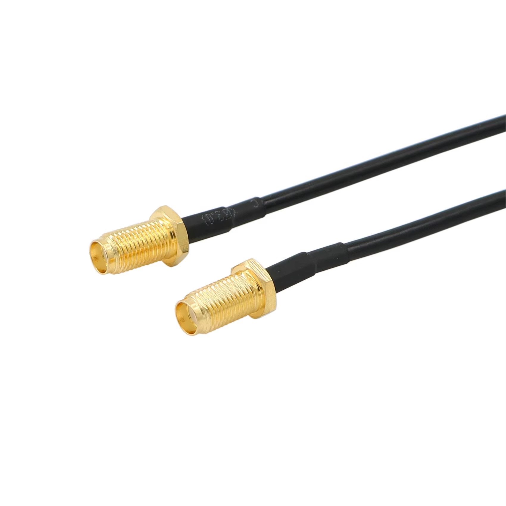 Right Angle SMA Male to SMA Female RG174 Coaxial Pigtail Extension Cable (20cm) for 3G 4G LTE Antennas